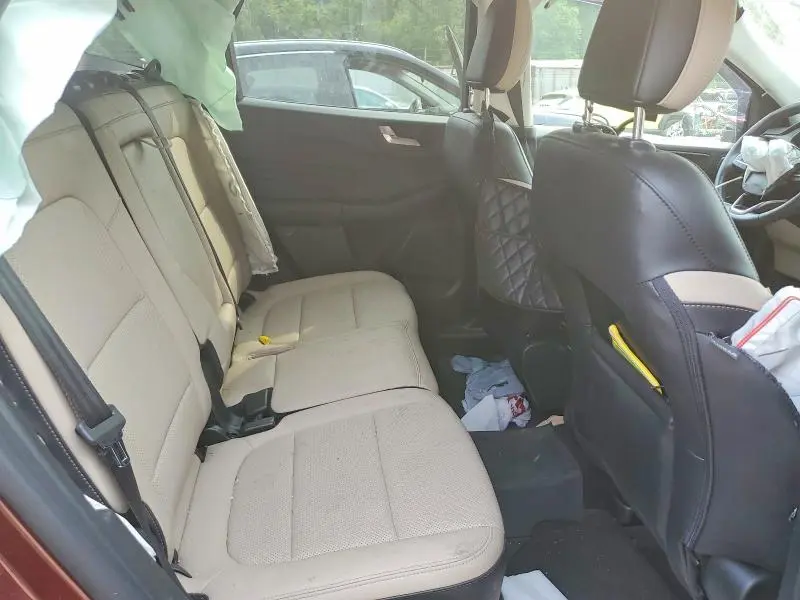 2021 FORD ESCAPE SEL  
