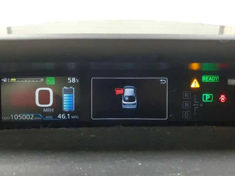 2020 TOYOTA PRIUS XLE AWD-E  