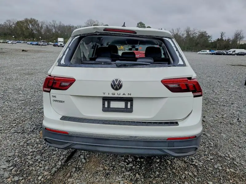 2024 VOLKSWAGEN TIGUAN SE  