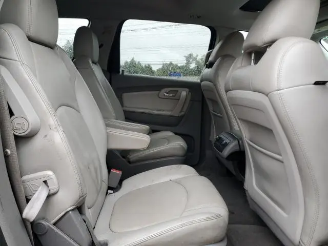 2012 CHEVROLET TRAVERSE LT  
