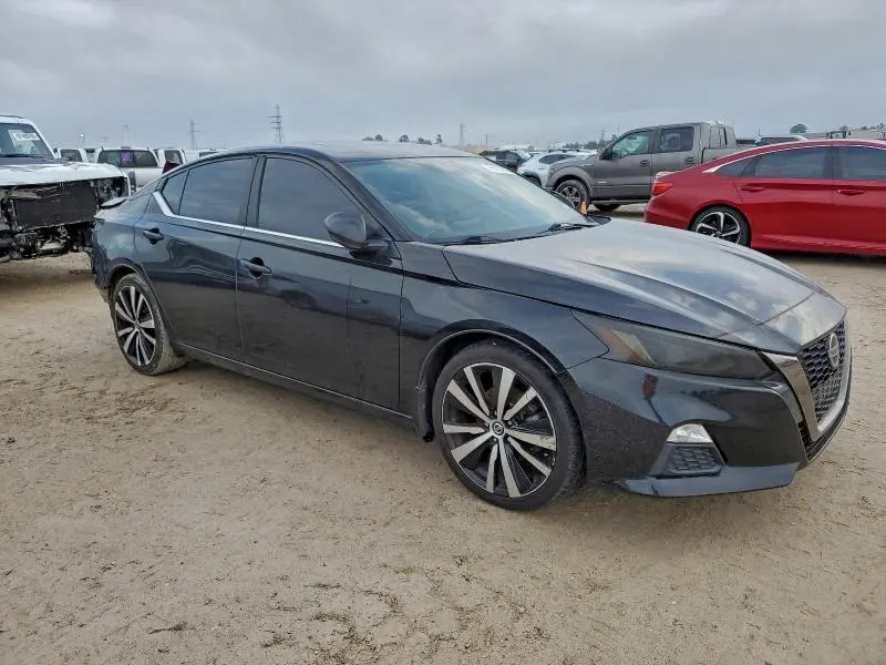 2020 NISSAN ALTIMA SR  