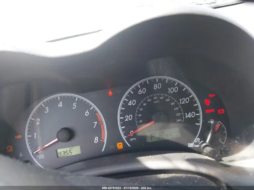 2013 TOYOTA COROLLA LE