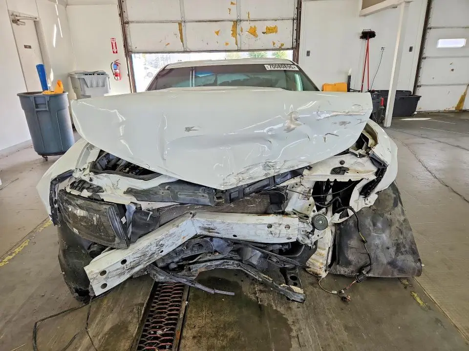 2015 CHEVROLET CAMARO LS  