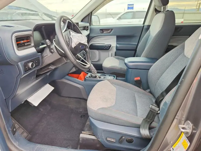 2023 FORD MAVERICK XL  