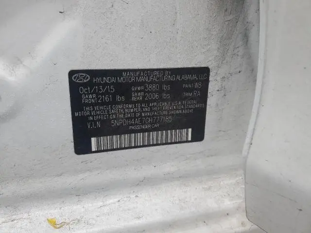 2016 HYUNDAI ELANTRA SE  