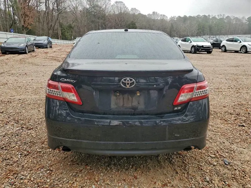 2011 TOYOTA CAMRY BASE  