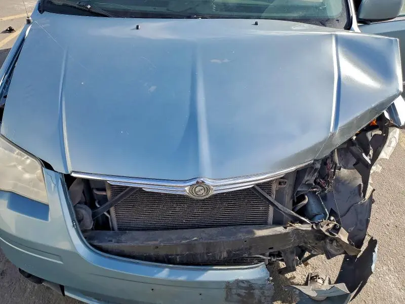 2010 CHRYSLER TOWN & COUNTRY TOURING  