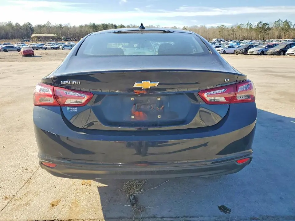 2022 CHEVROLET MALIBU LT  