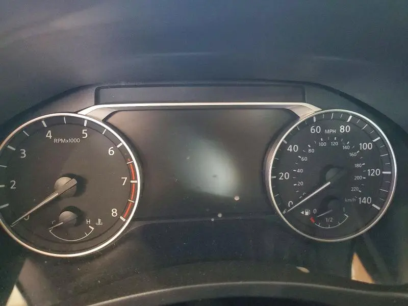 2021 NISSAN ALTIMA SV  