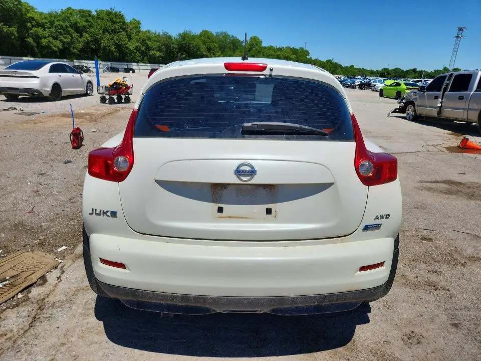 2014 NISSAN JUKE S  