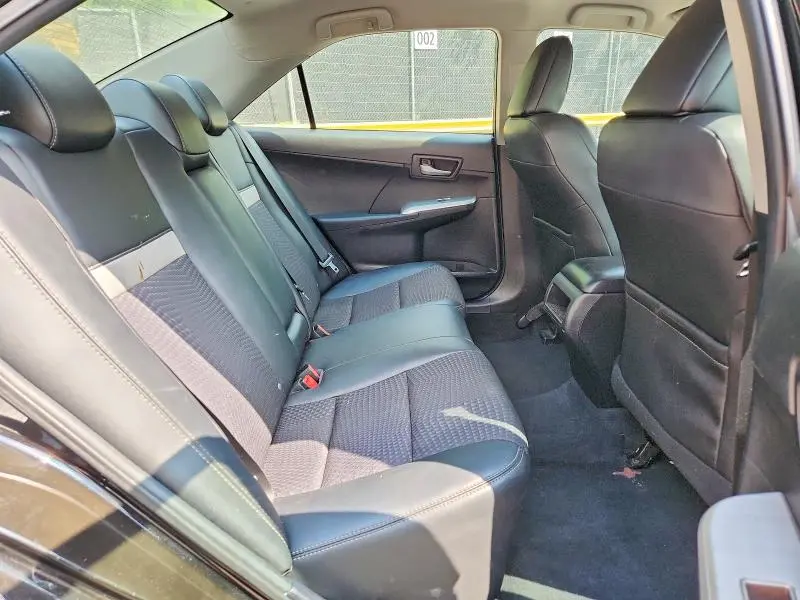 2012 TOYOTA CAMRY SE  