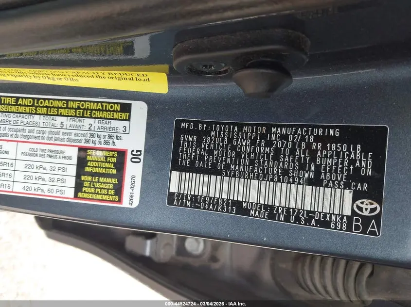 2018 TOYOTA COROLLA LE