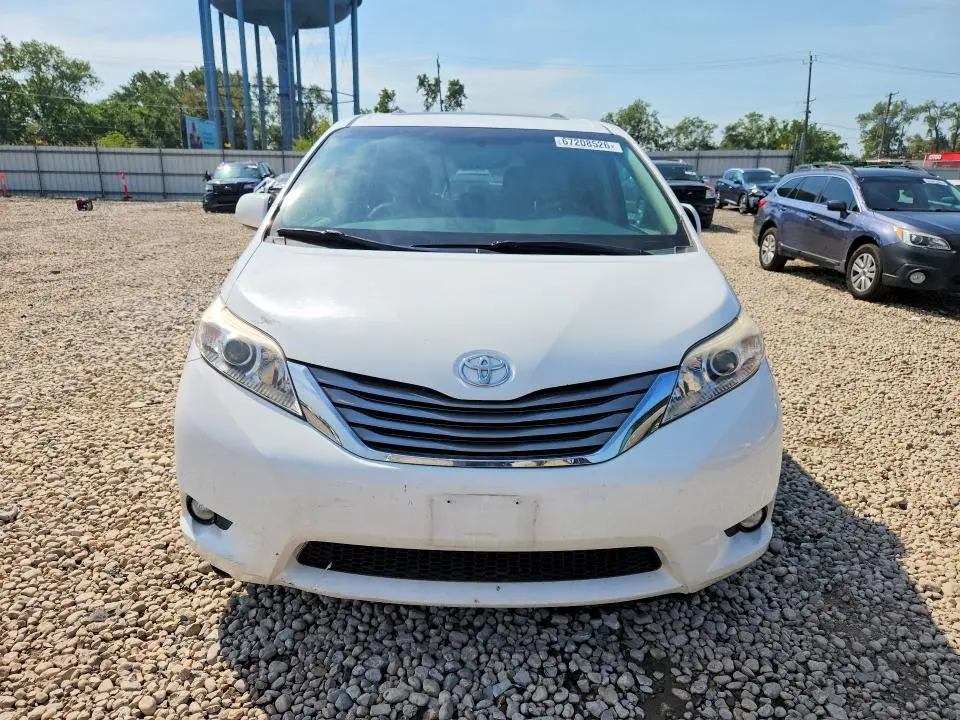 2011 TOYOTA SIENNA XLE 8-PASSENGER  