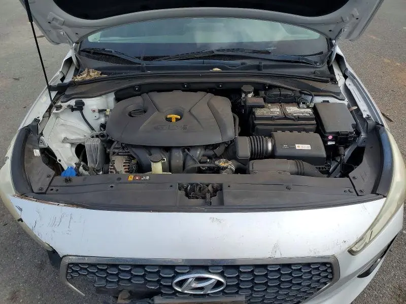 2018 HYUNDAI ELANTRA GT BASE  