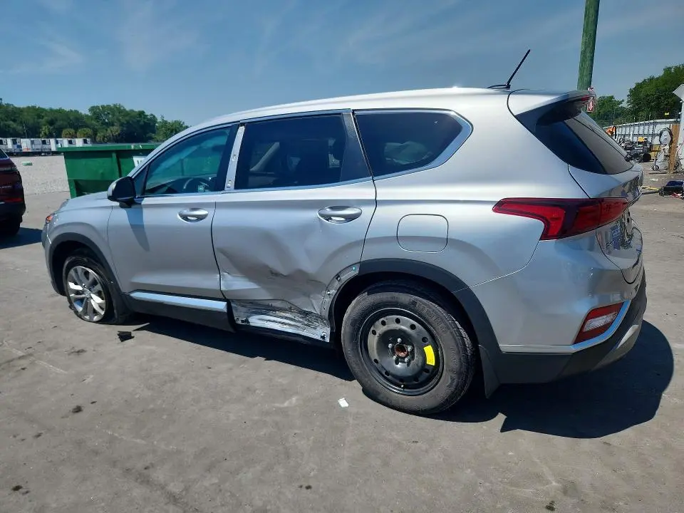 2020 HYUNDAI SANTA FE SE  