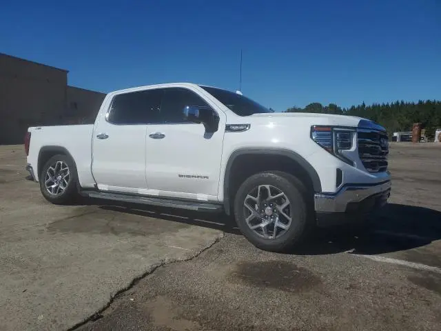 2024 GMC SIERRA K1500 SLT  