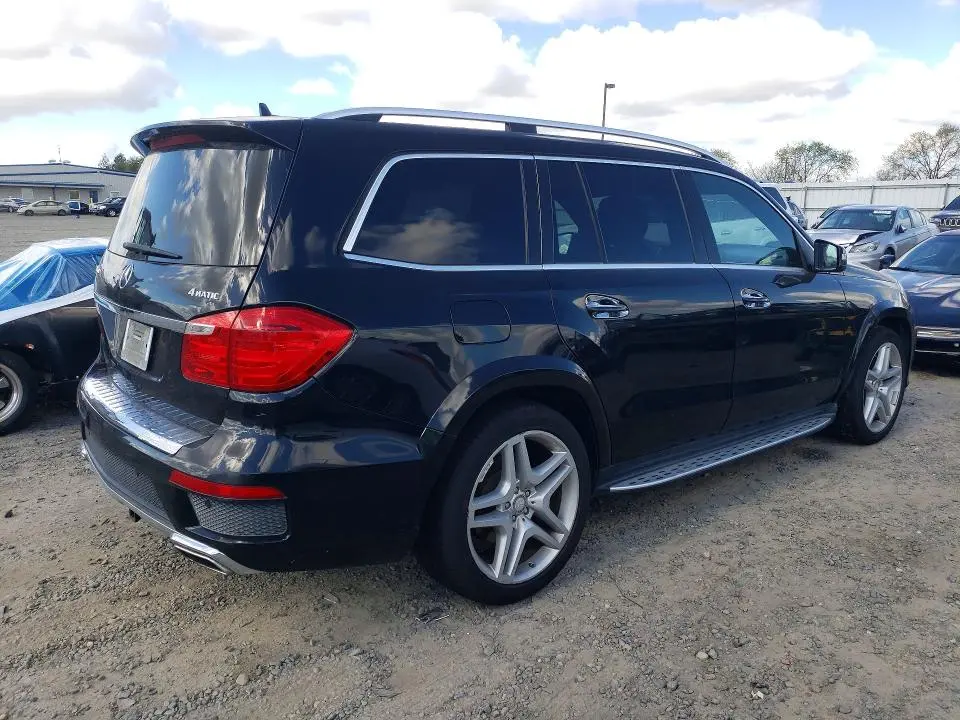 2014 MERCEDES-BENZ GL 550 4MATIC  