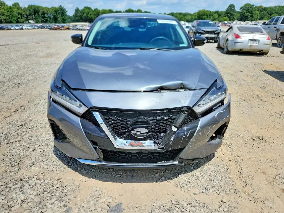 2020 NISSAN MAXIMA SV  