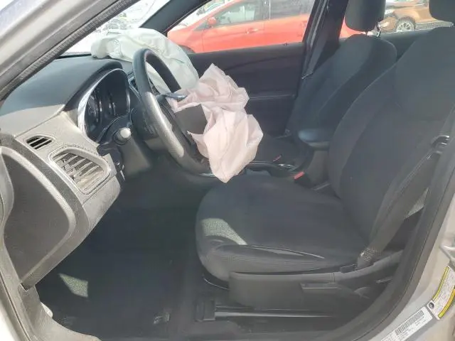 2013 CHRYSLER 200 LX  