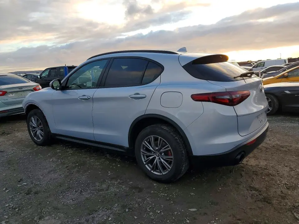 2022 ALFA ROMEO STELVIO   