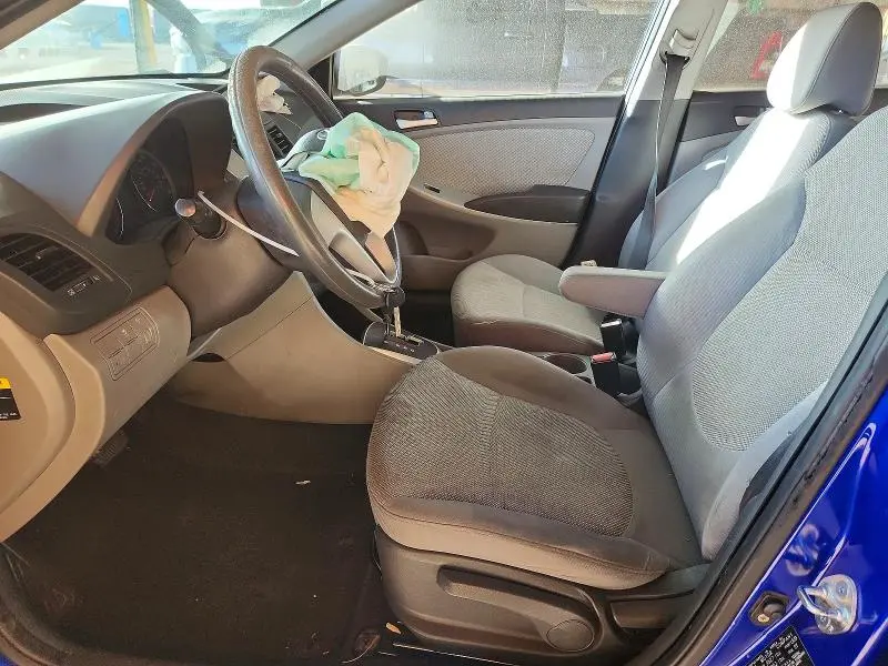 2012 HYUNDAI ACCENT GLS  