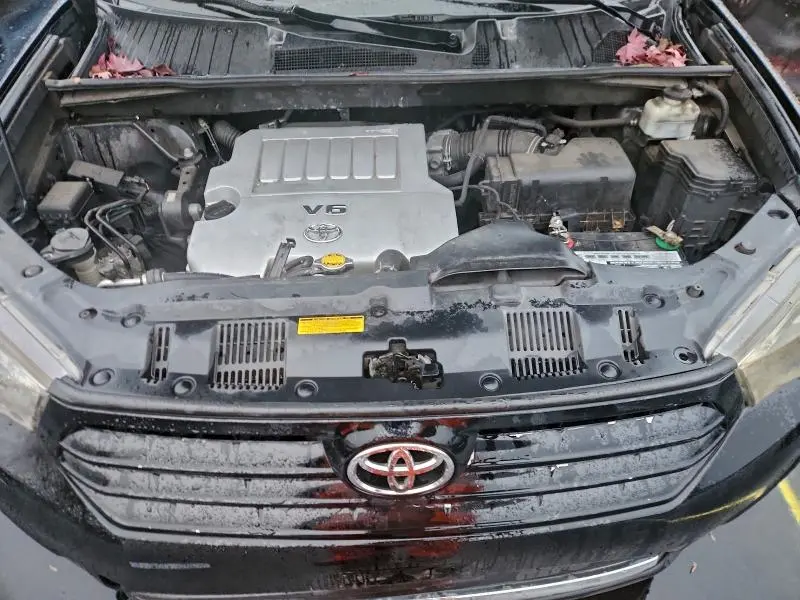 2011 TOYOTA HIGHLANDER BASE  