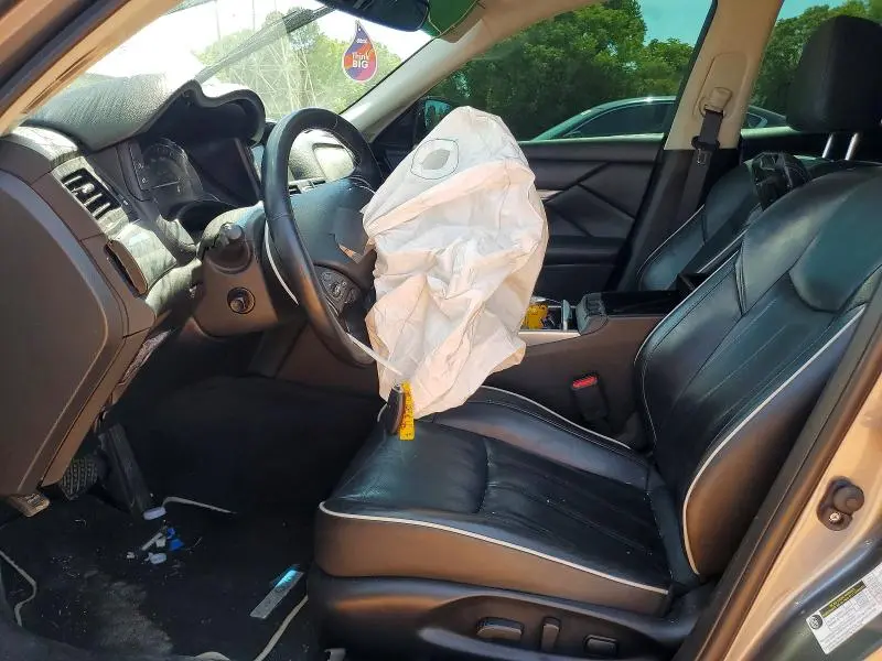 2018 INFINITI Q70 3.7 LUXE  