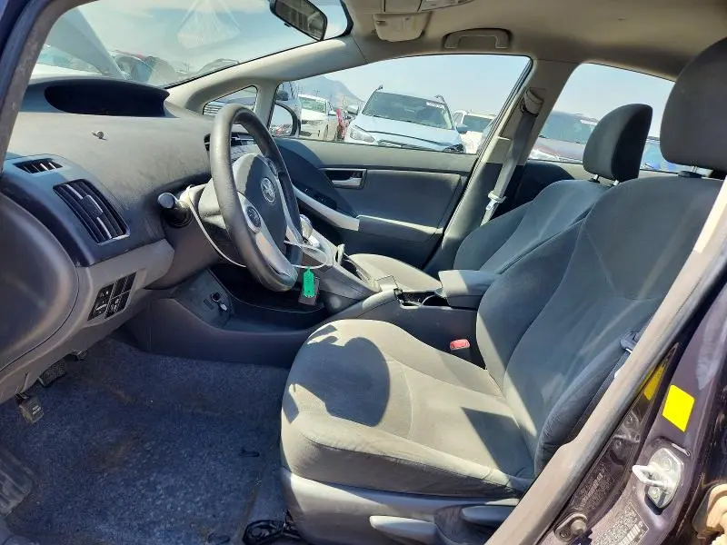 2010 TOYOTA PRIUS II  