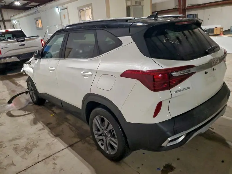 2023 KIA SELTOS S  