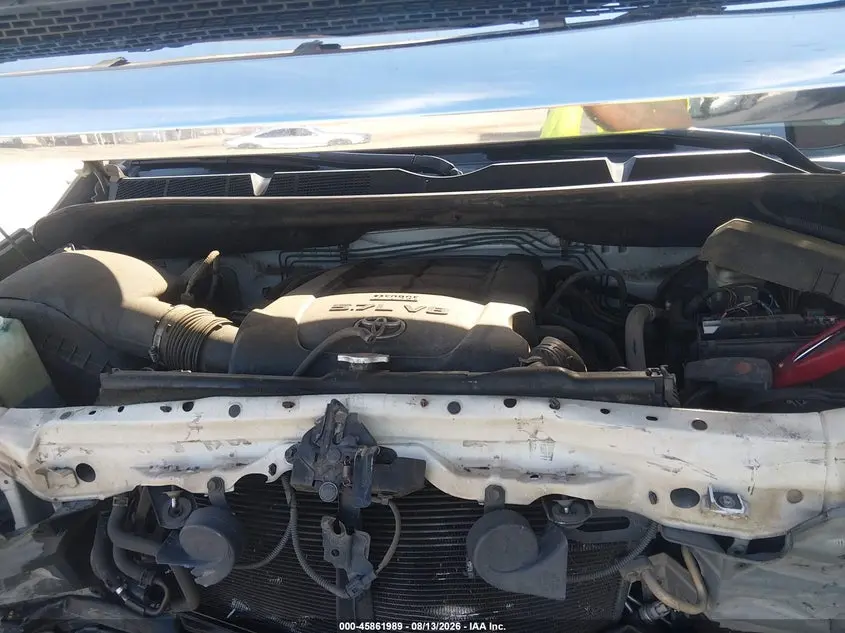 2017 TOYOTA TUNDRA SR5 5.7L V8