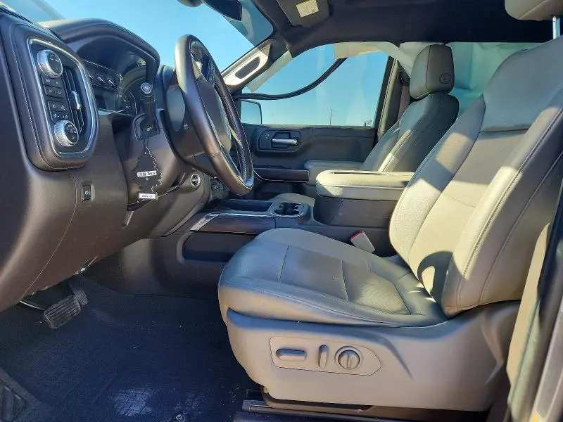 2021 GMC SIERRA K1500 SLT  
