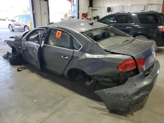 2013 VOLKSWAGEN PASSAT SE  