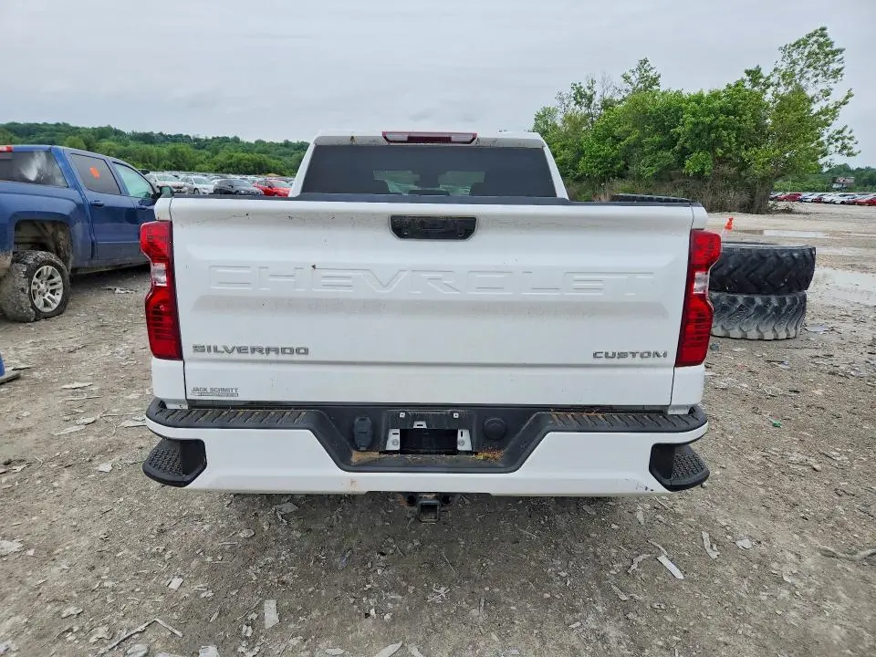 2022 CHEVROLET SILVERADO K1500 CUSTOM  