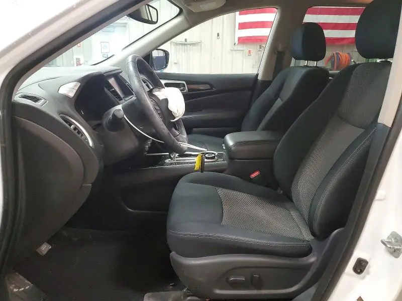 2018 NISSAN PATHFINDER SV  