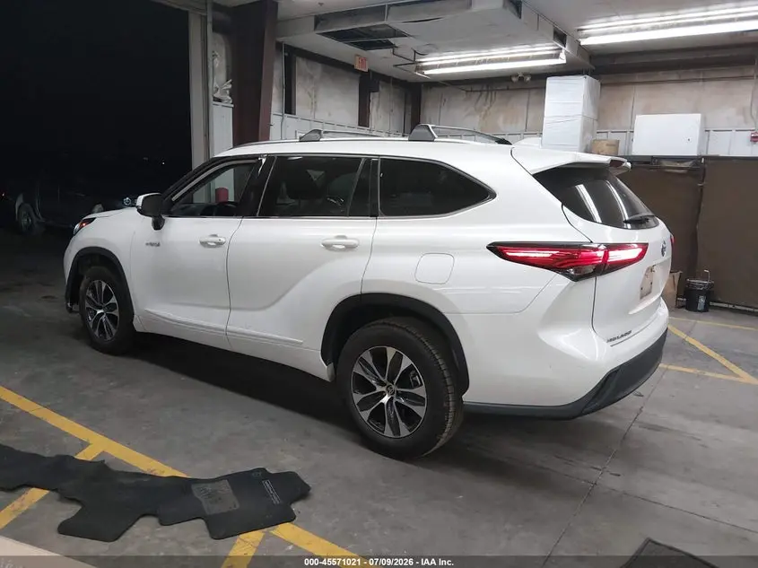 2020 TOYOTA HIGHLANDER HYBRID XLE