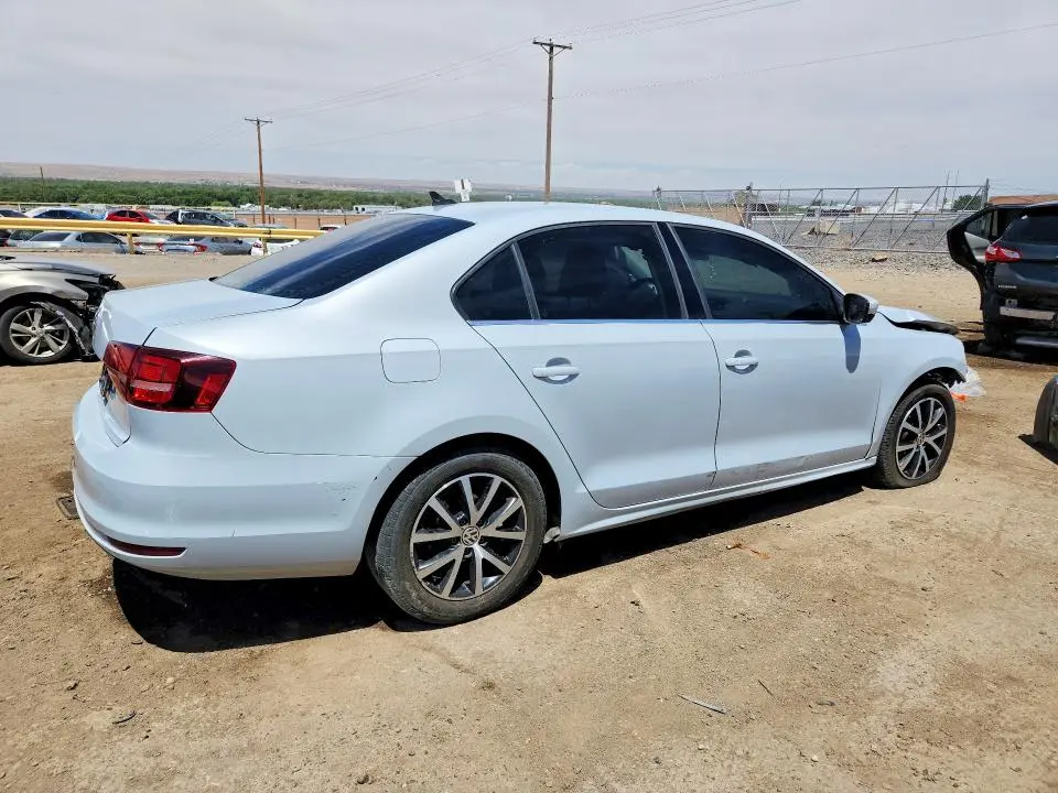 2017 VOLKSWAGEN JETTA SE  