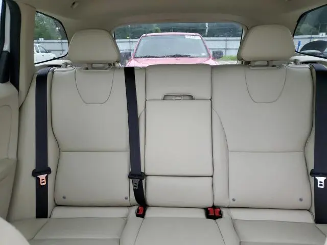 2015 VOLVO XC60 T6 PREMIER  