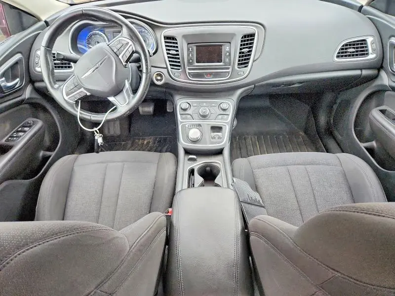 2017 CHRYSLER 200 LX  