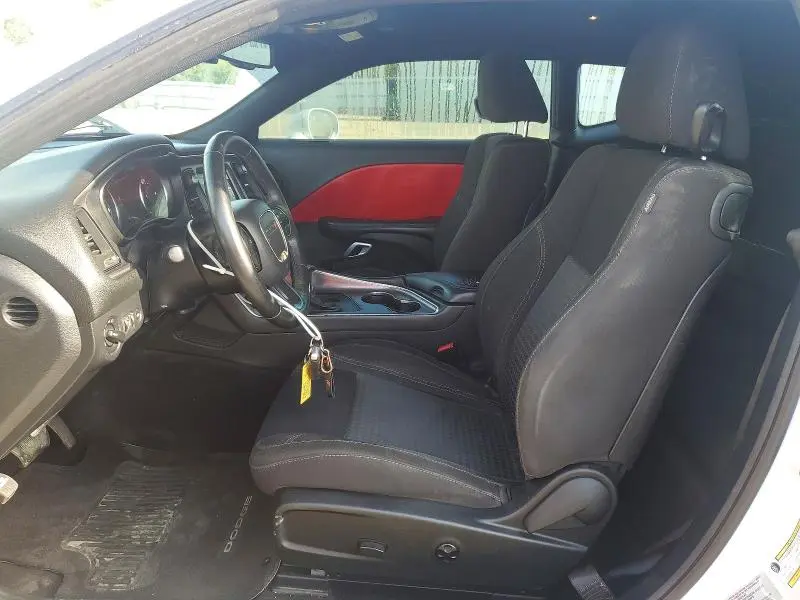 2017 DODGE CHALLENGER SXT  