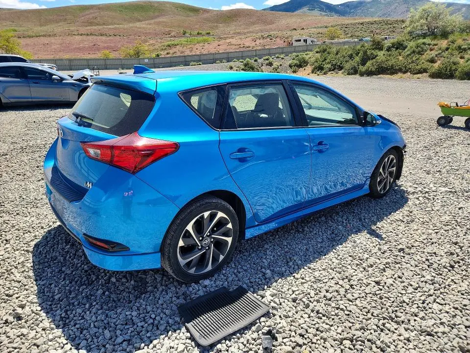 2017 TOYOTA COROLLA IM BASE  