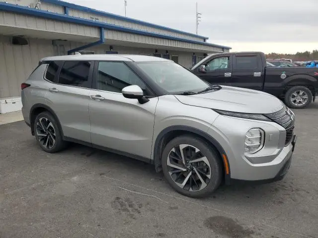 2022 MITSUBISHI OUTLANDER ES  