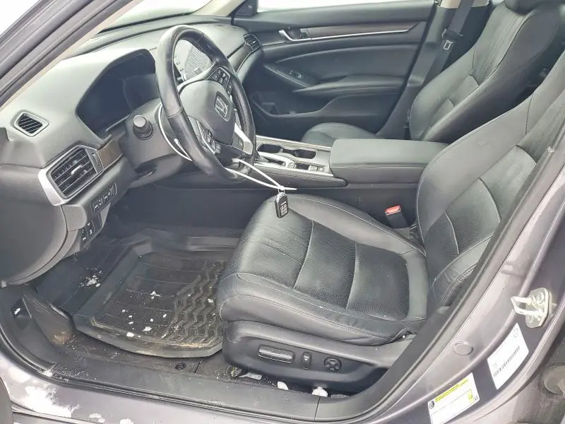 2019 HONDA ACCORD TOURING  