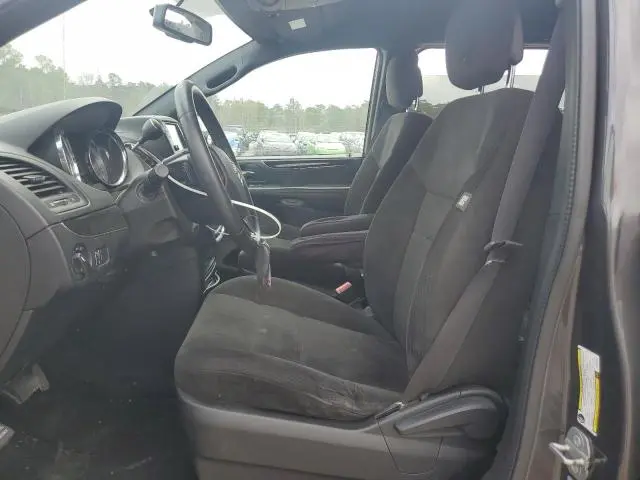 2016 DODGE GRAND CARAVAN SE  