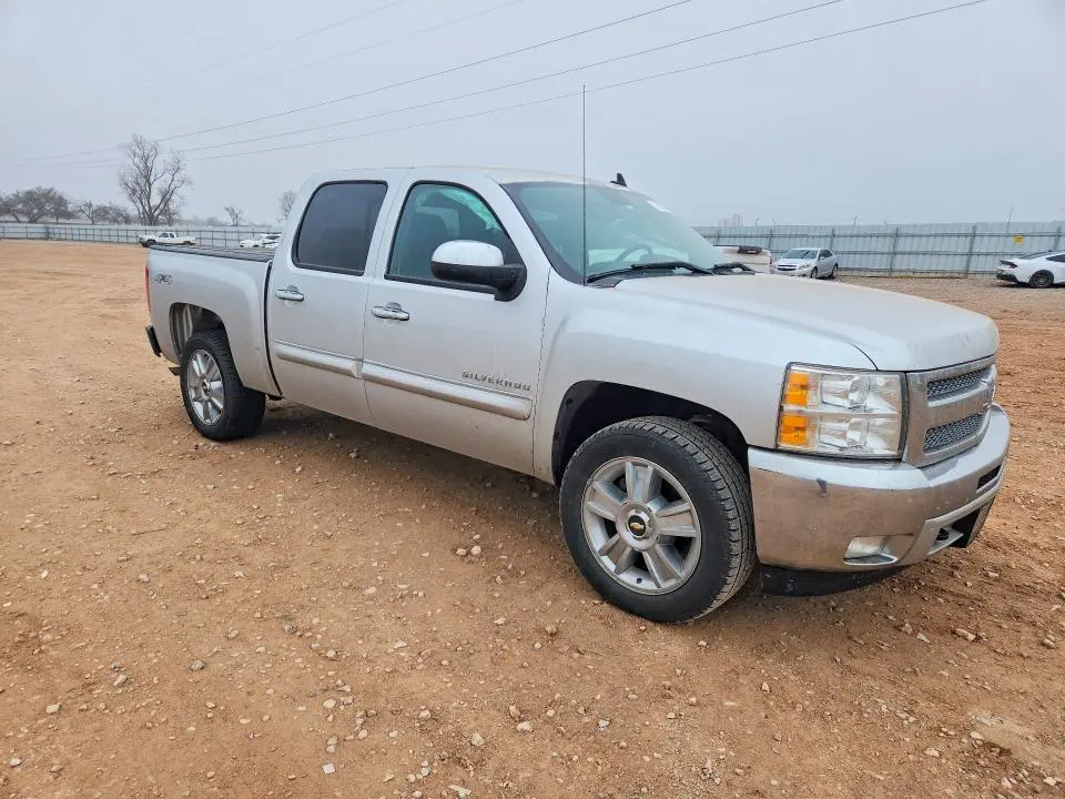 2013 CHEVROLET SILVERADO K1500 LT  