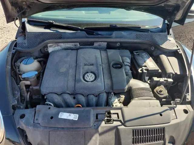 2012 VOLKSWAGEN BEETLE   