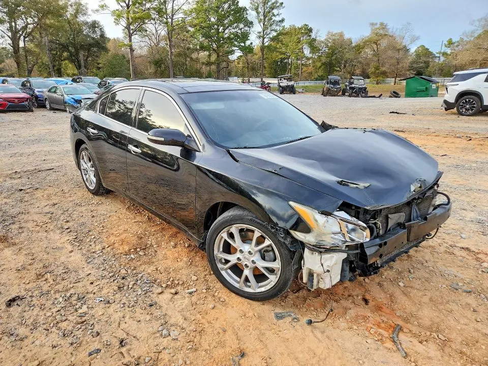 2013 NISSAN MAXIMA S  