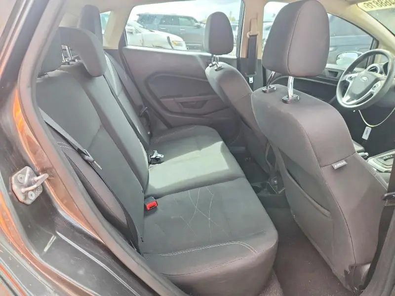 2017 FORD FIESTA SE  
