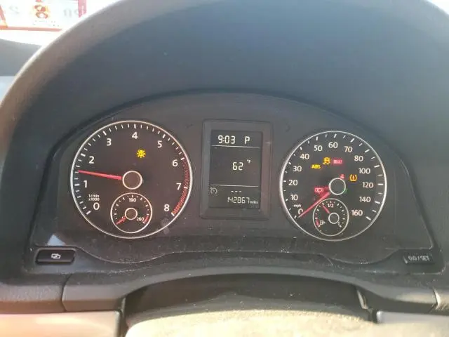 2010 VOLKSWAGEN JETTA LIMITED  