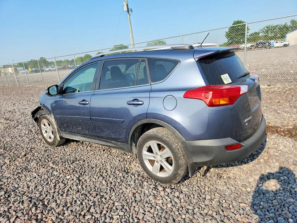 2013 TOYOTA RAV4 XLE  