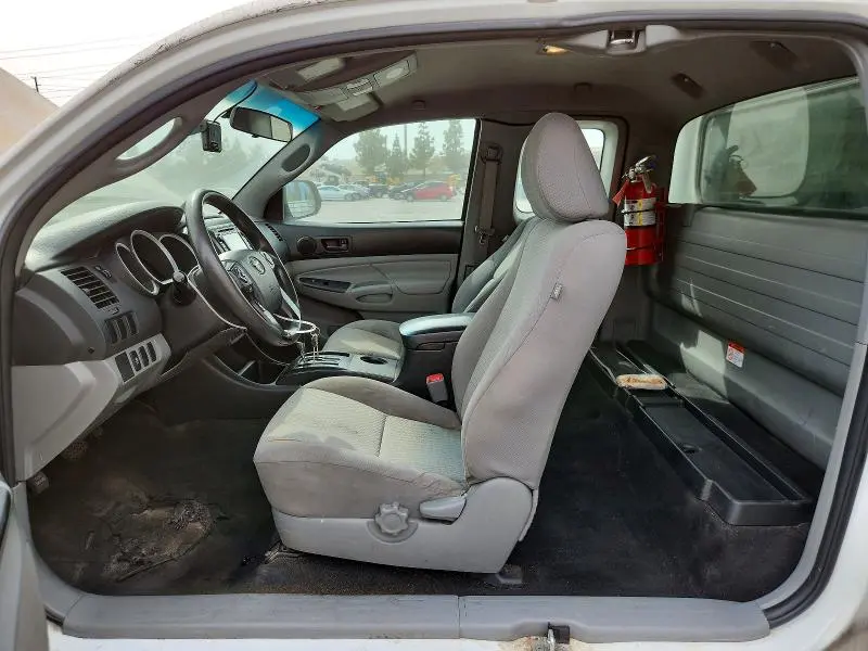 2015 TOYOTA TACOMA BASE  